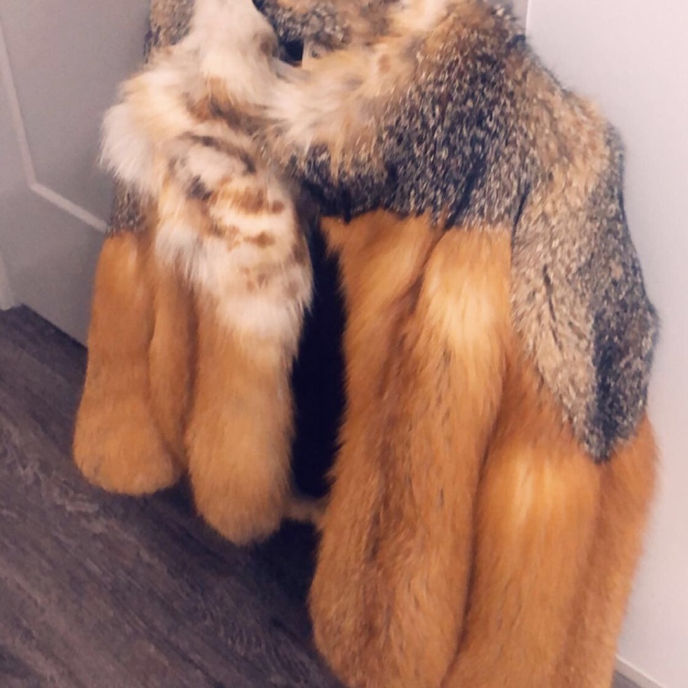 Ysl fox fur coat - Picture 3 of 8